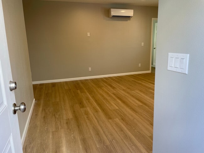 2688 Sasha Ct in Simi Valley, CA - Foto de edificio - Building Photo