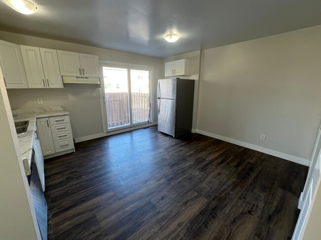 225 Queen St in Sarnia, ON - Building Photo - Building Photo