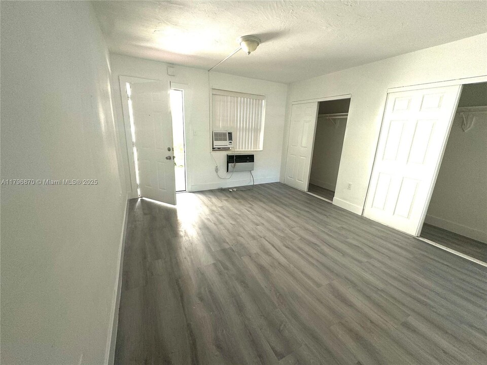720 NW 27th Ct in Miami, FL - Building Photo