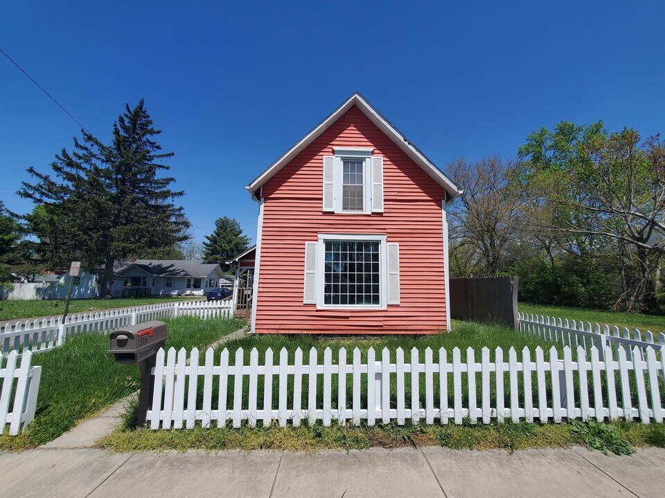 316 W 5th St in Anderson, IN - Building Photo