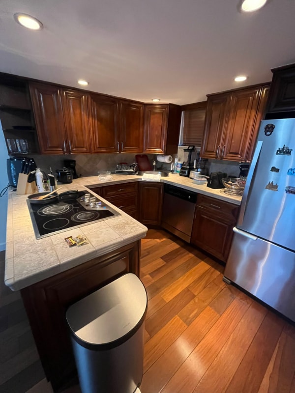 property at 8120 Geneva Ct