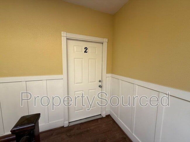 139 W Yosemite Ave in Manteca, CA - Building Photo - Building Photo