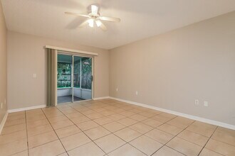 19239 Wood Sage Dr in Tampa, FL - Building Photo - Building Photo