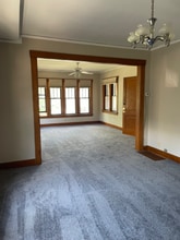 923 Cedar Ave in Elgin, IL - Building Photo - Building Photo