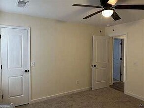 135 Hughes Dr in Warner Robins, GA - Building Photo - Building Photo
