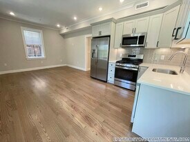 191 Porter St, Unit 3 in Boston, MA - Building Photo
