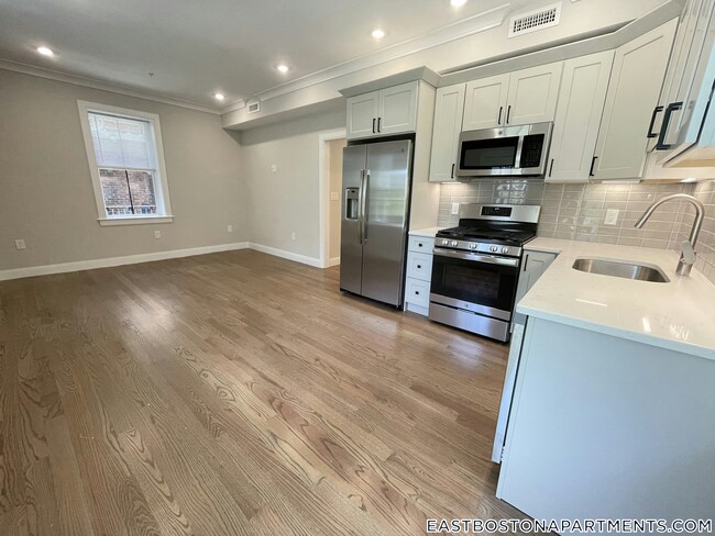 191 Porter St, Unit 3