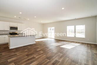 101 Crimson Ln in Savannah, GA - Building Photo - Building Photo