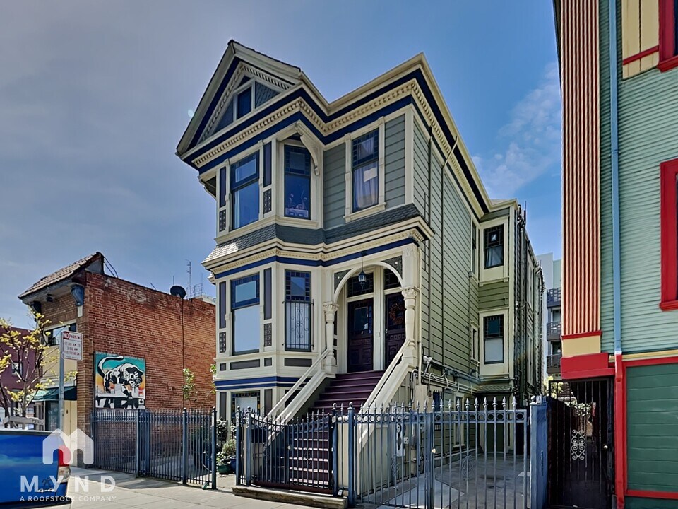 613 18th St in Oakland, CA - Foto de edificio