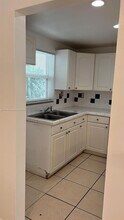 6503 Winfield Blvd-Unit -111-D in Margate, FL - Building Photo - Building Photo