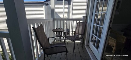 12 G St in Hampton, NH - Building Photo - Building Photo