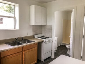 12840 Florida Ave in Astatula, FL - Building Photo - Building Photo