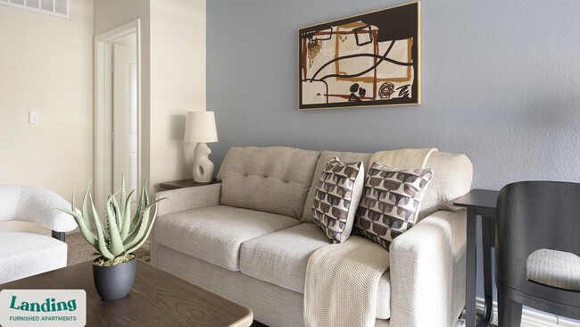 8989 West Rd in Houston, TX - Foto de edificio - Building Photo