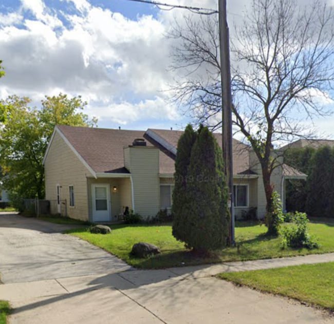 property at 7918 N Granville Rd