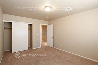 1283 Dove Tree Ct in Henderson, NV - Building Photo - Building Photo