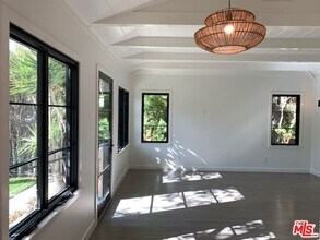 1244 S Sycamore Ave in Los Angeles, CA - Building Photo - Building Photo