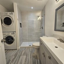 11510 SW 181st Terrace in Miami, FL - Foto de edificio - Building Photo