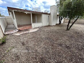 15218 N 38th St in Phoenix, AZ - Building Photo - Building Photo