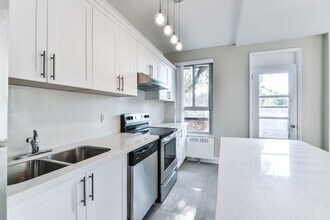 Forest Hill Residences in Toronto, ON - Building Photo - Building Photo