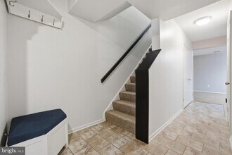 10352 College Square in Columbia, MD - Building Photo - Building Photo