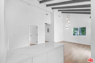 1536 11th St in Santa Monica, CA - Building Photo - Building Photo