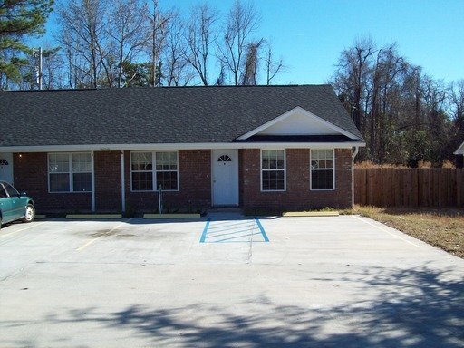 property at 984 Live Oak Dr