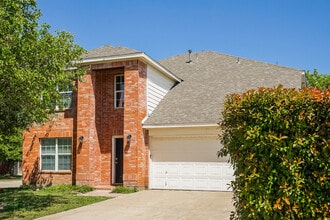 7601 Stanhope Ln in Arlington, TX - Building Photo - Building Photo