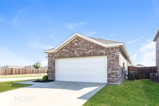 6116 Harrah Ln in Heath, TX - Building Photo - Building Photo