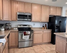 214 Normandy Dr in Tavernier, FL - Building Photo - Building Photo