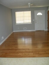 2900 Holt Dr in Columbia, SC - Foto de edificio - Building Photo
