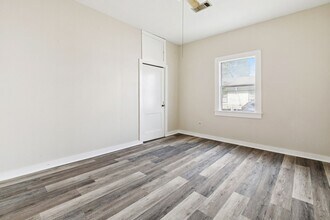 4200-4202 5th St in Marrero, LA - Foto de edificio - Building Photo