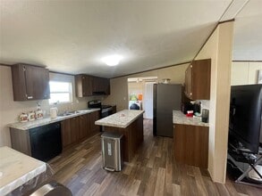 777 Rd 5210 in Cleveland, TX - Building Photo - Building Photo