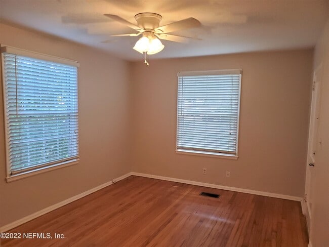 3661 St Johns Ave in Jacksonville, FL - Building Photo - Building Photo