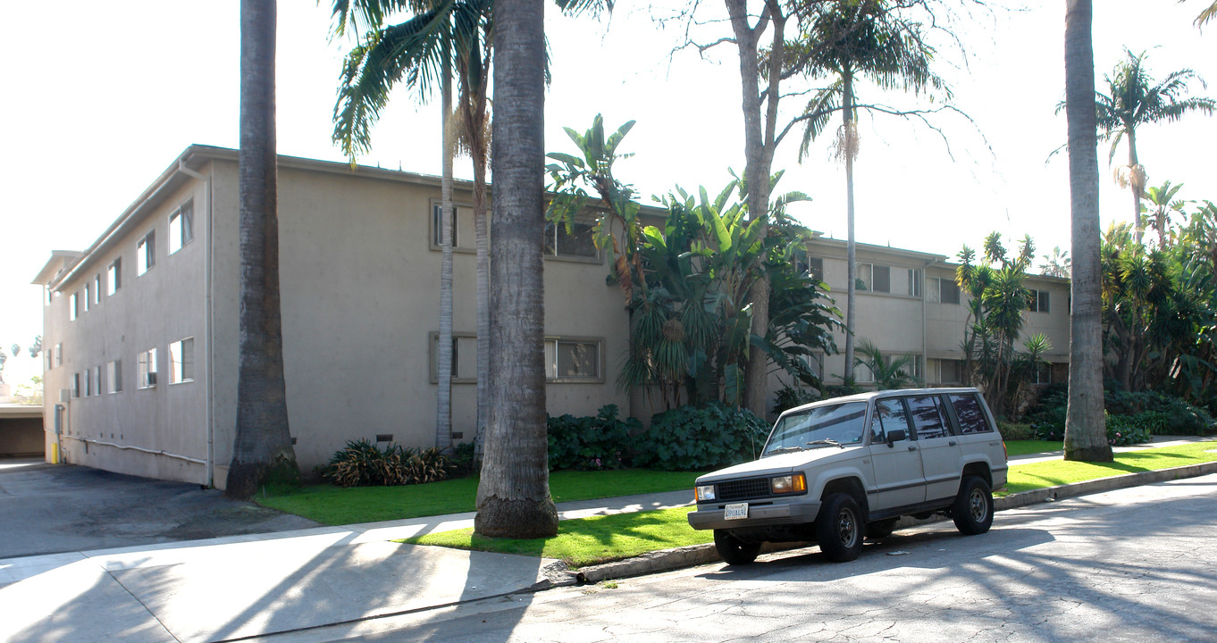 1221 Lyndon St in South Pasadena, CA - Building Photo