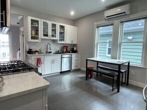12 Seven Pines Ave, Unit 2 in Cambridge, MA - Building Photo - Building Photo