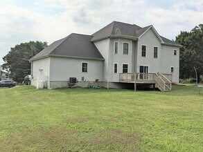110 Overlook Ln in Hawley, PA - Building Photo - Building Photo