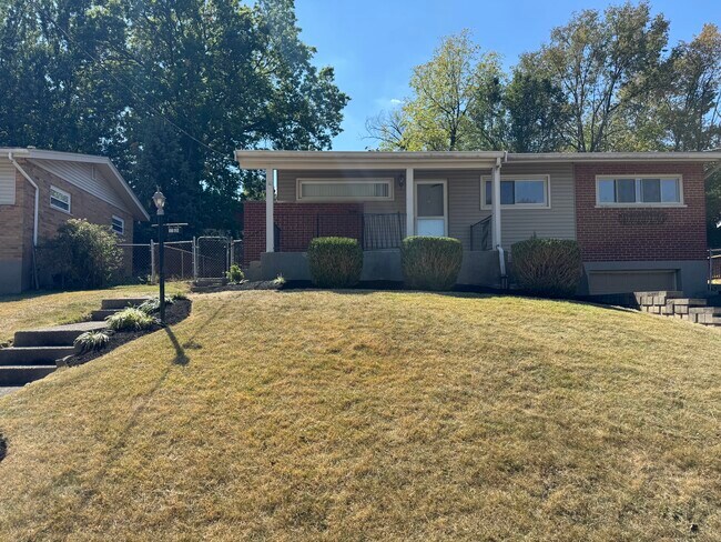 5169 Ballantrae Ct in Cincinnati, OH - Building Photo - Building Photo