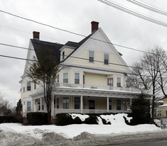 1871 Broad St Apartments