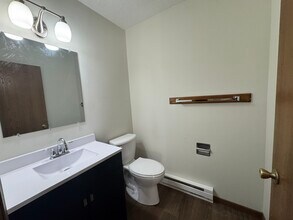 4519 Kappus Dr in Eau Claire, WI - Building Photo - Building Photo