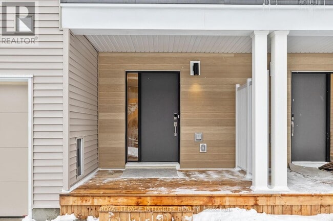 812 Demulcent Ln in Ottawa, ON - Building Photo - Building Photo