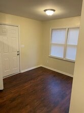 224 Bridgefield Pl, Unit Apt B in Durham, NC - Foto de edificio - Building Photo