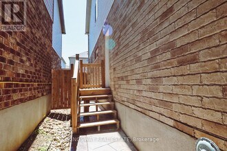 541 Starwood Dr in Guelph, ON - Building Photo - Building Photo