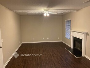 372 Othello Dr in Hampton, GA - Building Photo - Building Photo