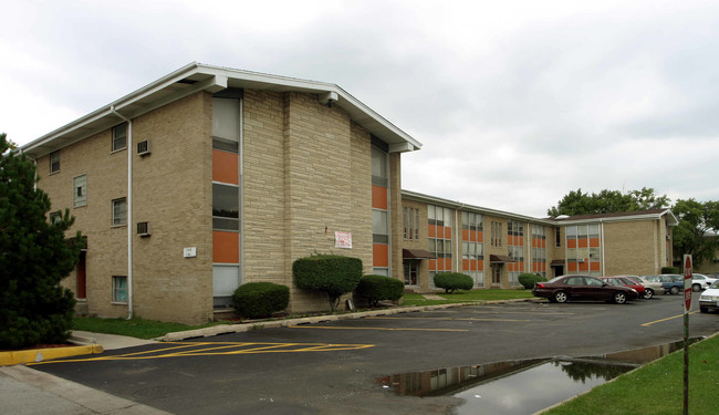 1450 N 1st Ave in Melrose Park, IL - Foto de edificio - Building Photo