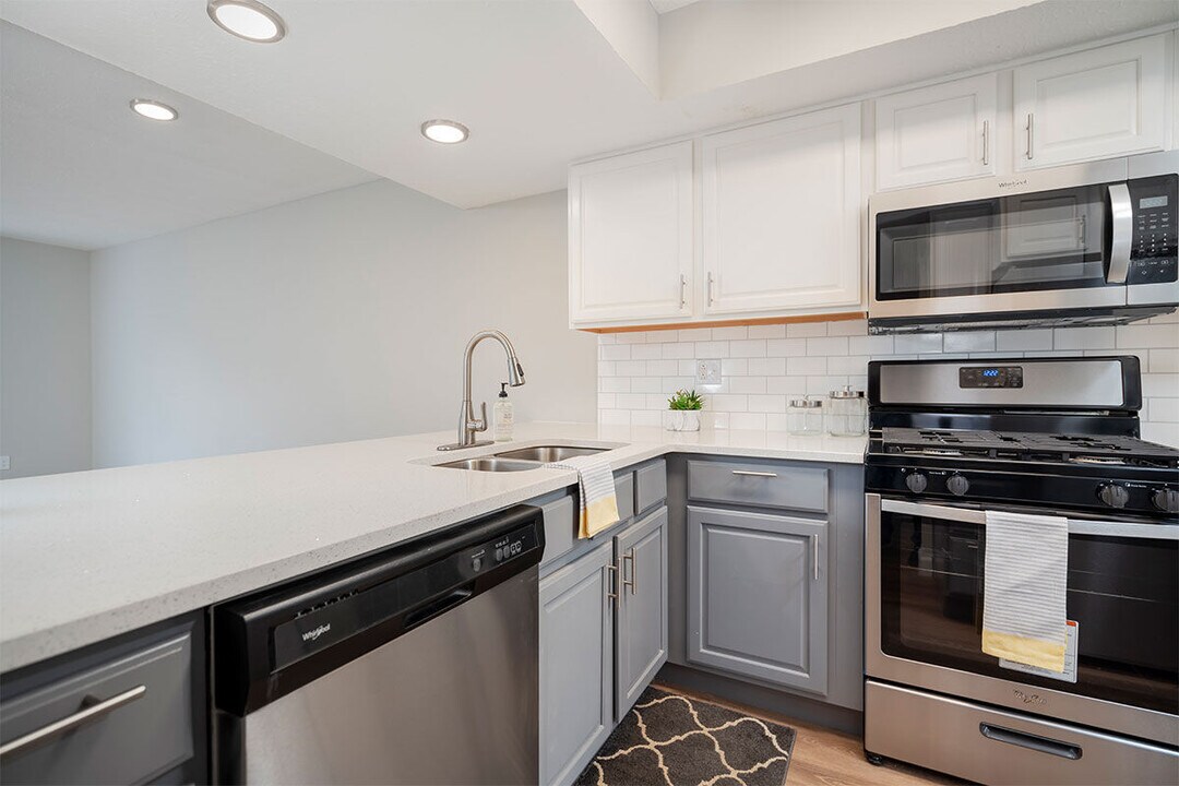 Mason Row Townhomes in Dublin, OH - Foto de edificio