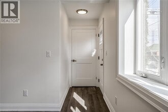 395 Paling Ave in Hamilton, ON - Building Photo - Building Photo