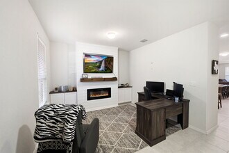 339 Salz Wy in San Antonio, TX - Building Photo - Building Photo