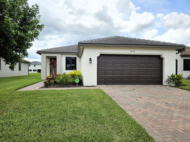 property at 5032 Arancia Ln
