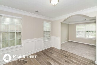 215 Laura Cir in College Park, GA - Building Photo - Building Photo