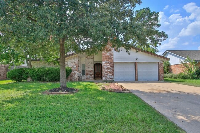 2207 Whiteback Dr